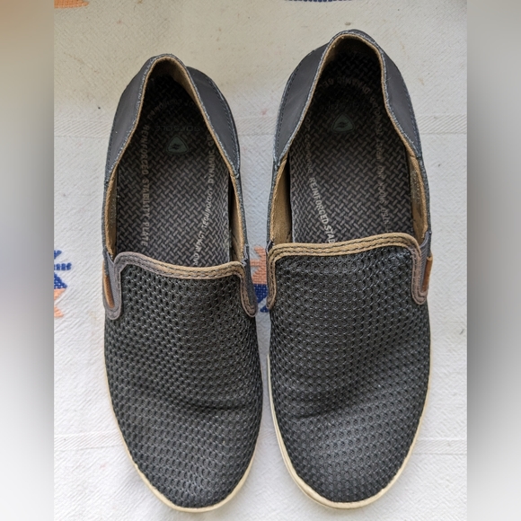 Olukai grey mesh slip on sneakers - Picture 2 of 5